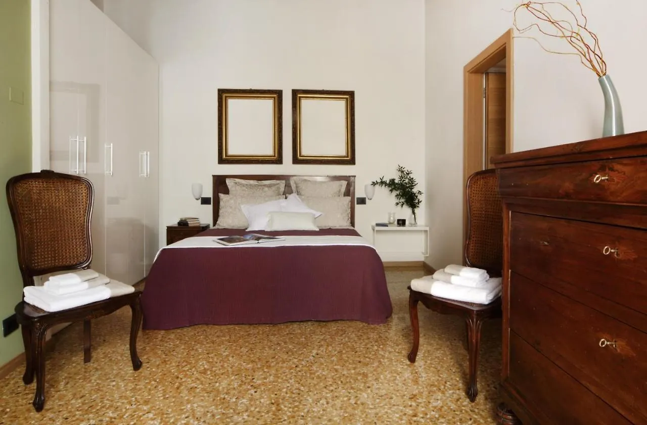 Residenza Roccamaggiore Verona إيطاليا