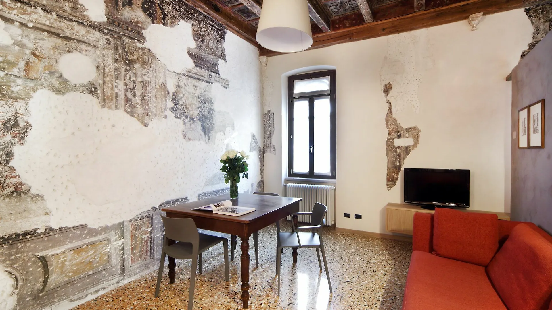 Residenza Roccamaggiore Verona شقة